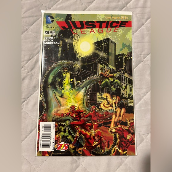 DC NEW 52 JUSTICE LEAGUE - Picture 5 of 8